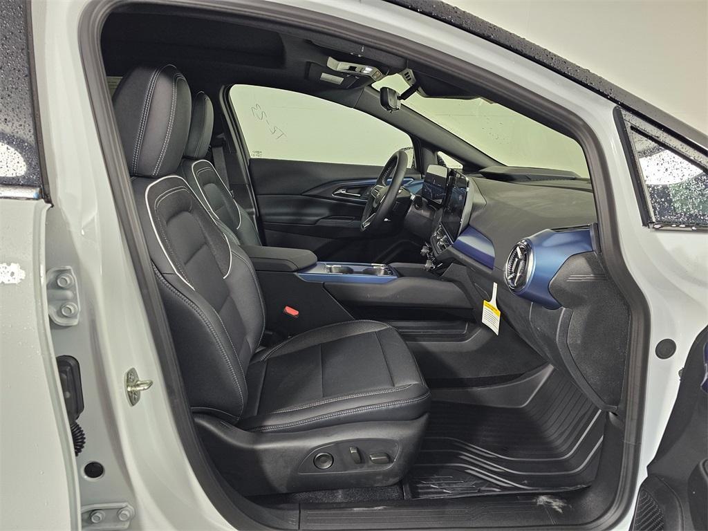 new 2026 Chevrolet Equinox EV car, priced at $41,590