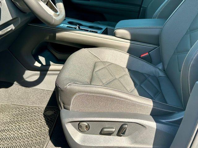 new 2026 Volkswagen Atlas car, priced at $37,782