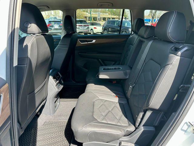 new 2026 Volkswagen Atlas car, priced at $37,782