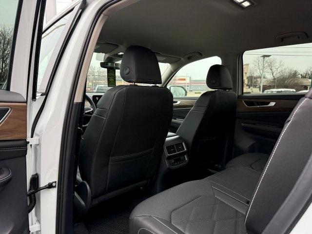 new 2026 Volkswagen Atlas car, priced at $38,874