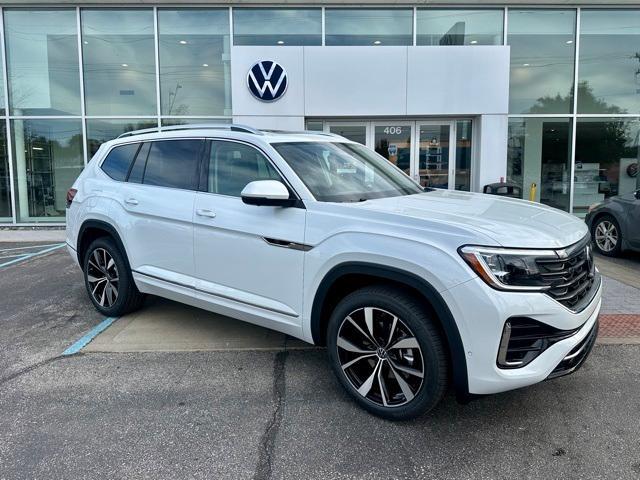 new 2026 Volkswagen Atlas car, priced at $52,649