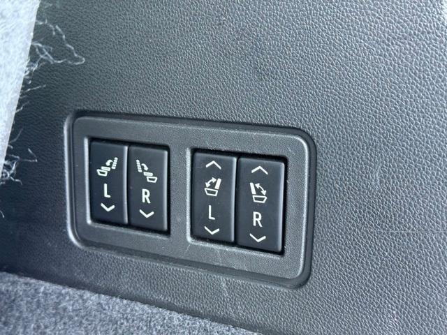 used 2020 Cadillac XT6 car, priced at $27,596