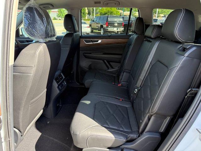 new 2026 Volkswagen Atlas car, priced at $42,327