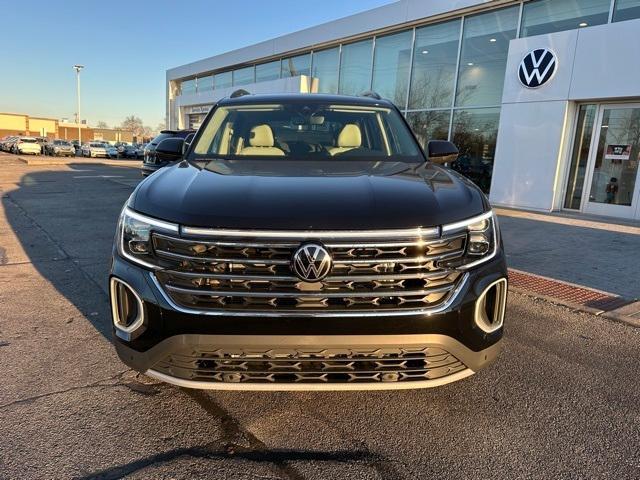new 2026 Volkswagen Atlas car, priced at $46,534