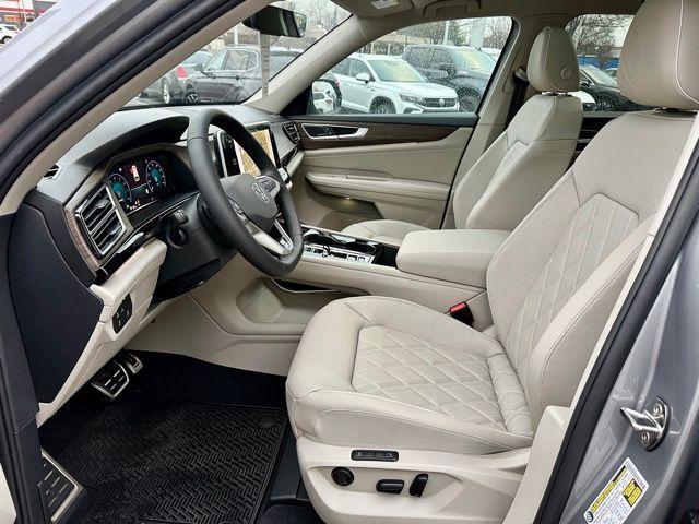 new 2026 Volkswagen Atlas car, priced at $53,602