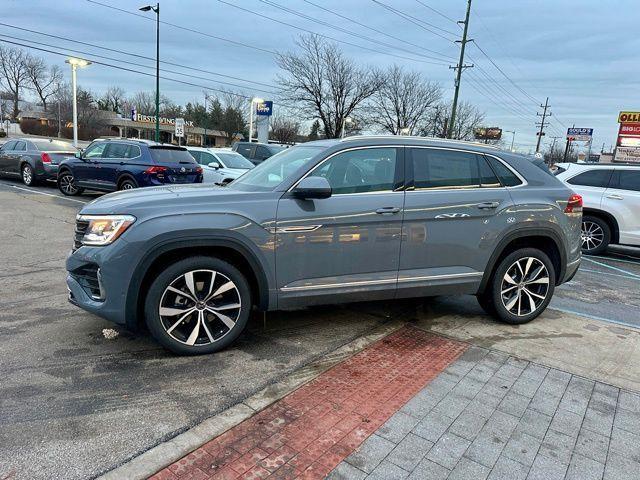 new 2026 Volkswagen Atlas Cross Sport car, priced at $51,387
