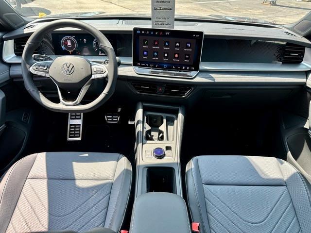 new 2025 Volkswagen Tiguan car, priced at $34,712