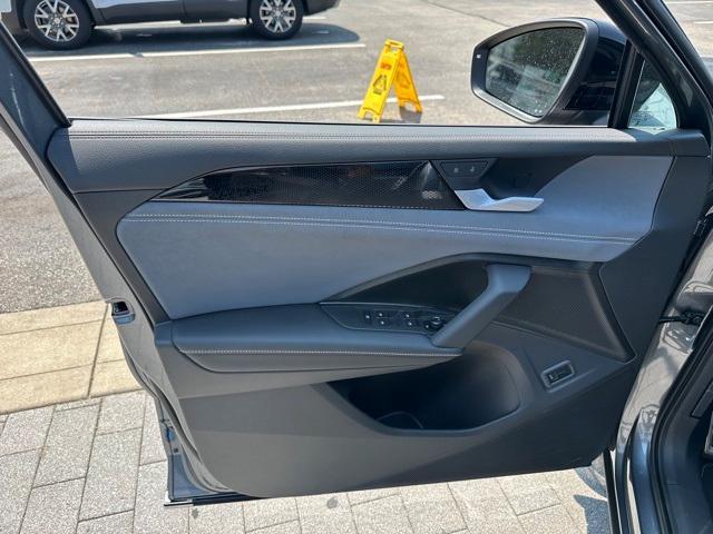 new 2025 Volkswagen Tiguan car, priced at $34,712