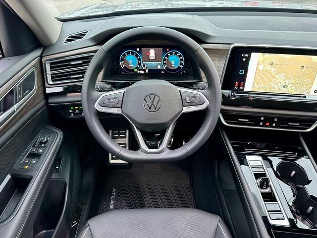 new 2026 Volkswagen Atlas car, priced at $52,000