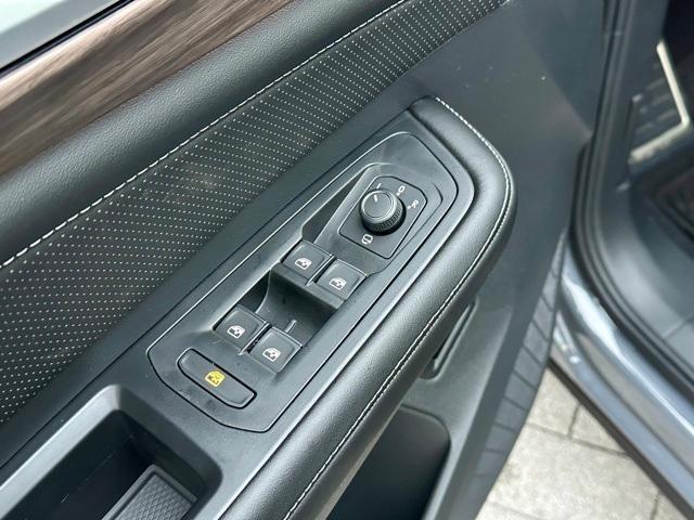 new 2026 Volkswagen Atlas car, priced at $52,000