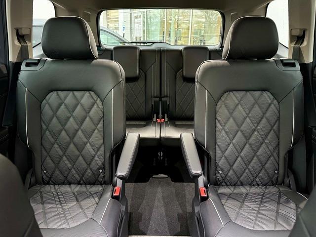 new 2026 Volkswagen Atlas car, priced at $52,000
