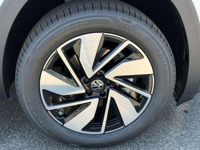new 2026 Volkswagen Atlas car, priced at $42,952