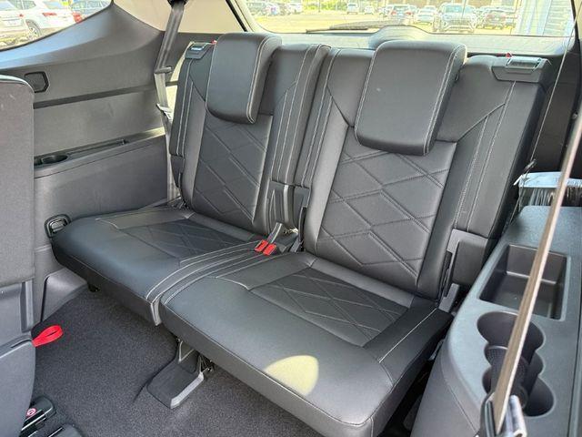 new 2026 Volkswagen Atlas car, priced at $42,952