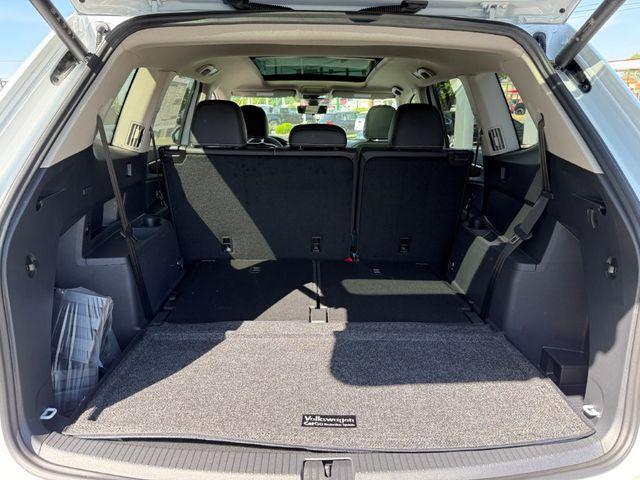 new 2026 Volkswagen Atlas car, priced at $42,952