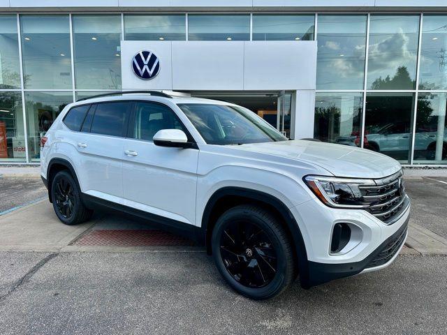 new 2026 Volkswagen Atlas car, priced at $44,251