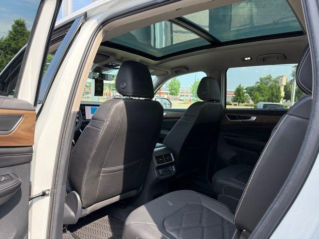new 2026 Volkswagen Atlas car, priced at $44,816