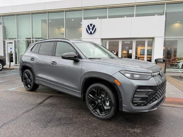 new 2026 Volkswagen Tiguan car, priced at $38,780