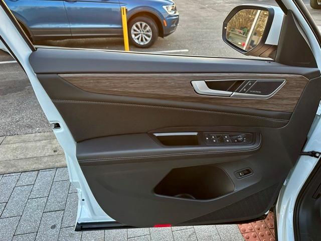 new 2026 Volkswagen Atlas car, priced at $52,380