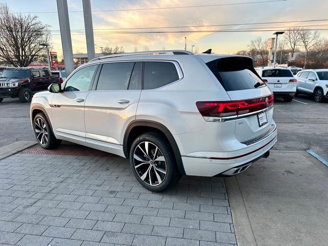 new 2026 Volkswagen Atlas car, priced at $52,380