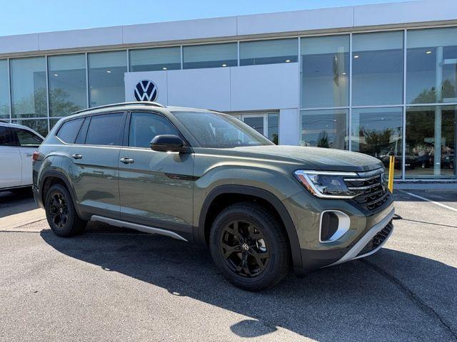 new 2026 Volkswagen Atlas car, priced at $44,245