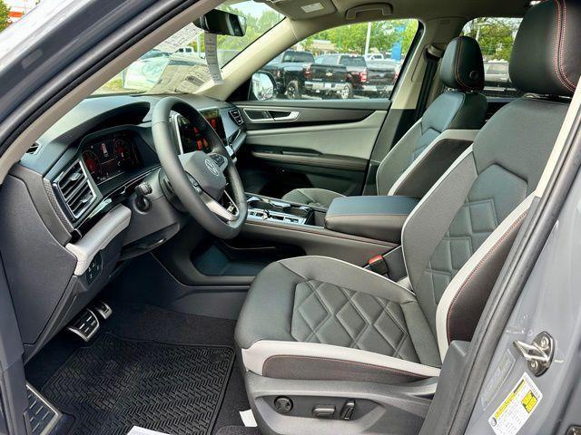 new 2026 Volkswagen Atlas car, priced at $44,712