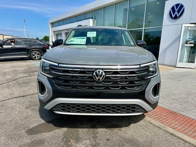 new 2026 Volkswagen Atlas car, priced at $45,056