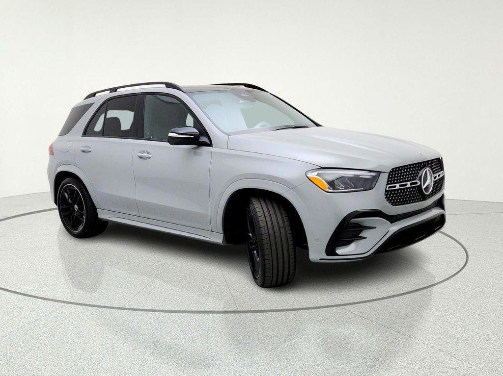 new 2026 Mercedes-Benz GLE 450 car, priced at $88,705