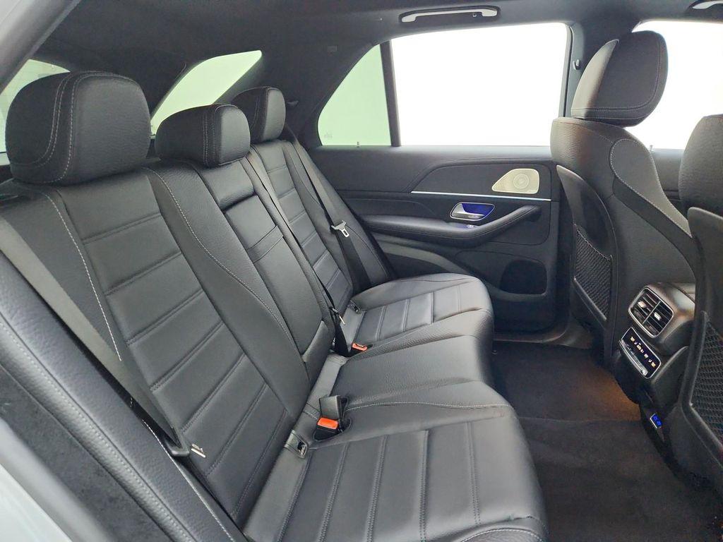 new 2026 Mercedes-Benz GLE 450 car, priced at $88,705