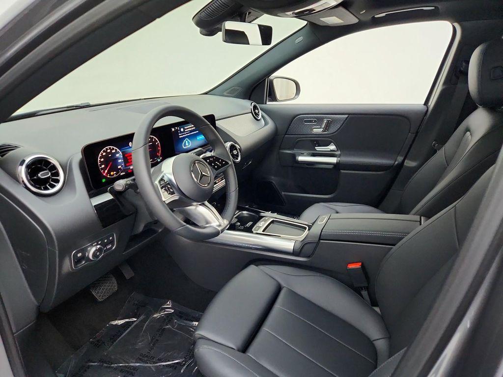 new 2026 Mercedes-Benz GLA 250 car, priced at $47,600