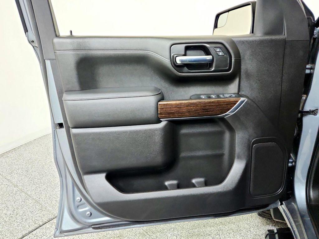 used 2022 GMC Sierra 1500 car, priced at $36,994