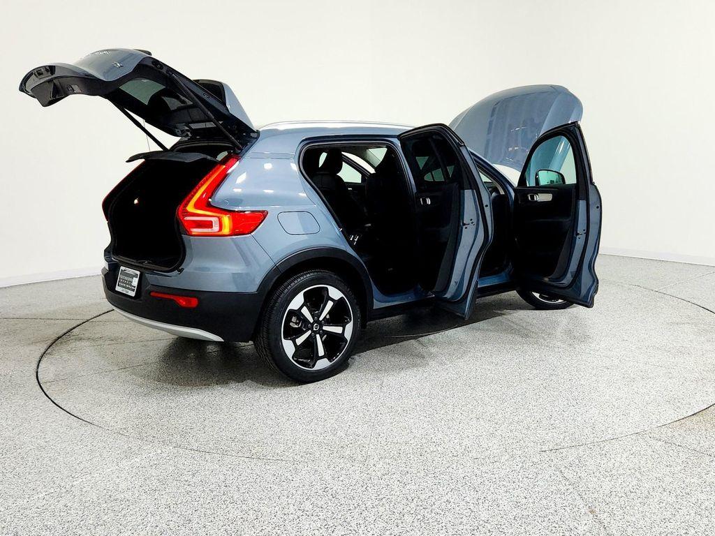 used 2021 Volvo XC40 car, priced at $23,993
