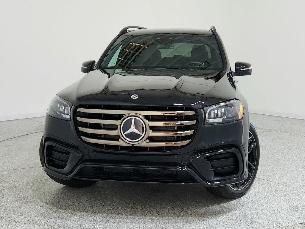 new 2026 Mercedes-Benz GLS 450 car, priced at $101,865