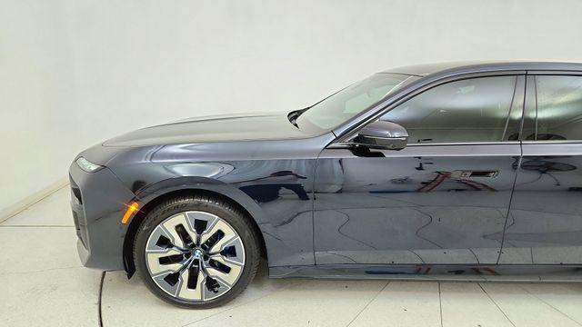 used 2023 BMW i7 car