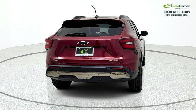 used 2024 Chevrolet Trax car, priced at $20,670