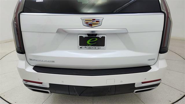 used 2025 Cadillac Escalade ESV car, priced at $119,950