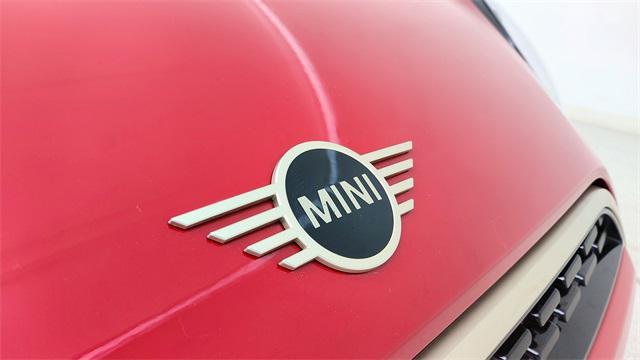 used 2025 MINI Hardtop car, priced at $27,950