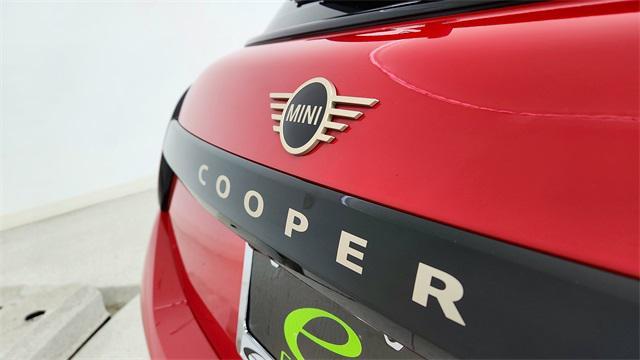 used 2025 MINI Hardtop car, priced at $27,950