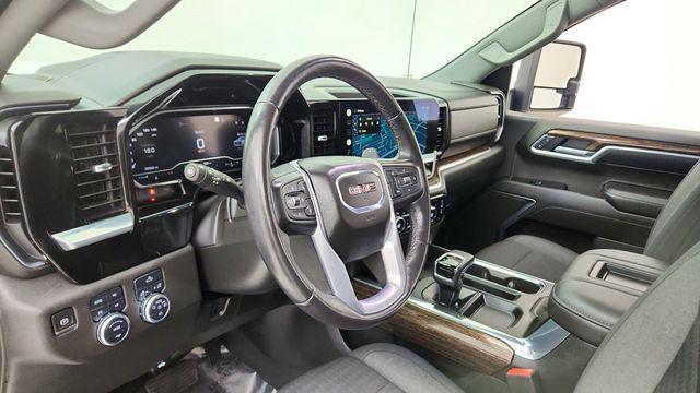 used 2022 GMC Sierra 1500 car, priced at $44,202