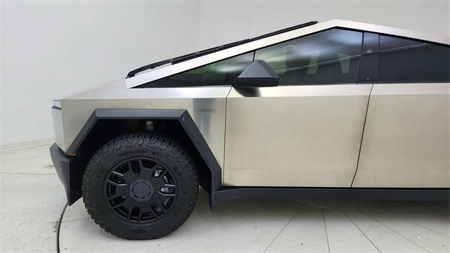used 2024 Tesla Cybertruck car