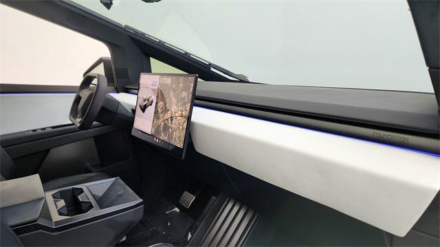 used 2024 Tesla Cybertruck car