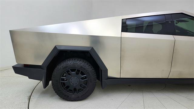 used 2024 Tesla Cybertruck car
