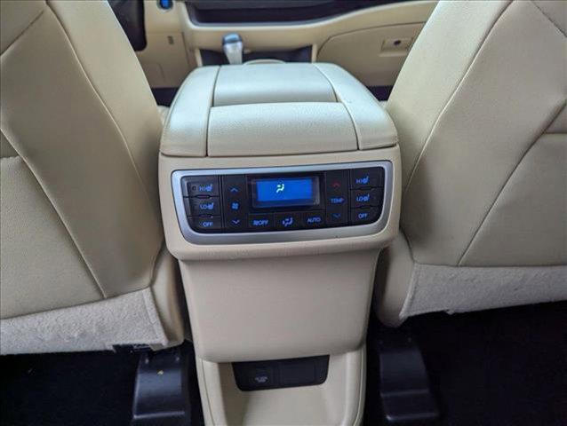 used 2016 Toyota Highlander car, priced at $19,188