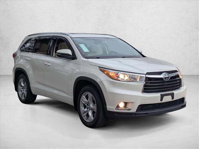 used 2016 Toyota Highlander car, priced at $19,188