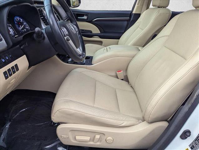 used 2016 Toyota Highlander car, priced at $19,188