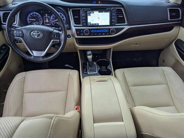 used 2016 Toyota Highlander car, priced at $19,188