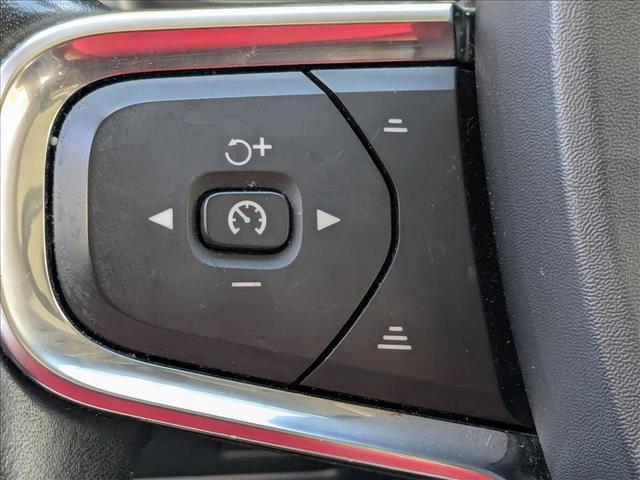 used 2019 Volvo XC40 car, priced at $13,874