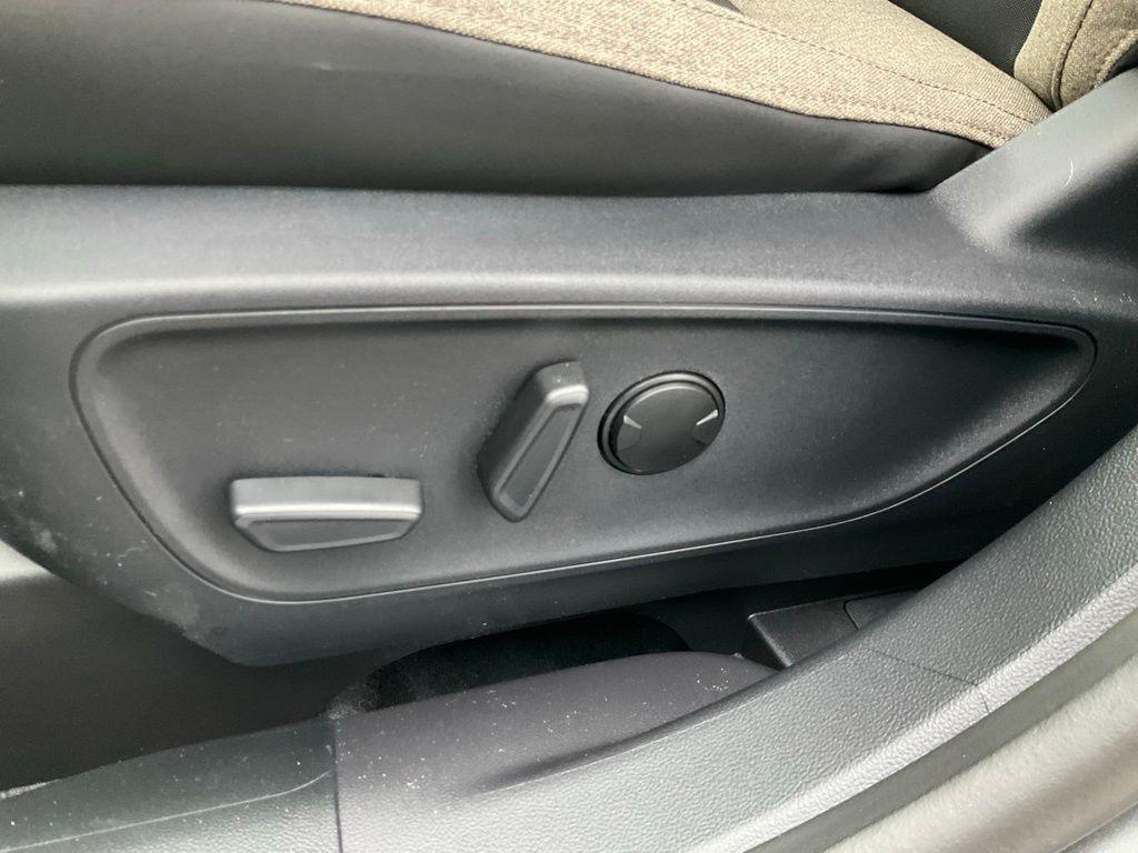 new 2025 Ford Bronco Sport car, priced at $30,190