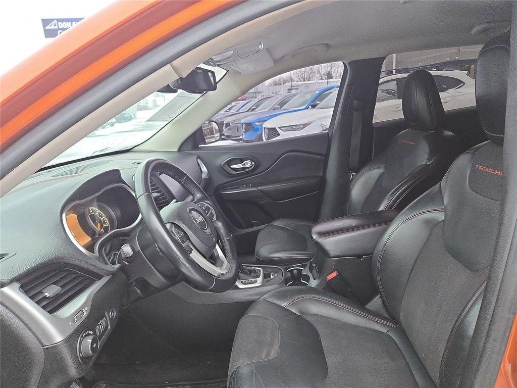 used 2015 Jeep Cherokee car, priced at $9,882