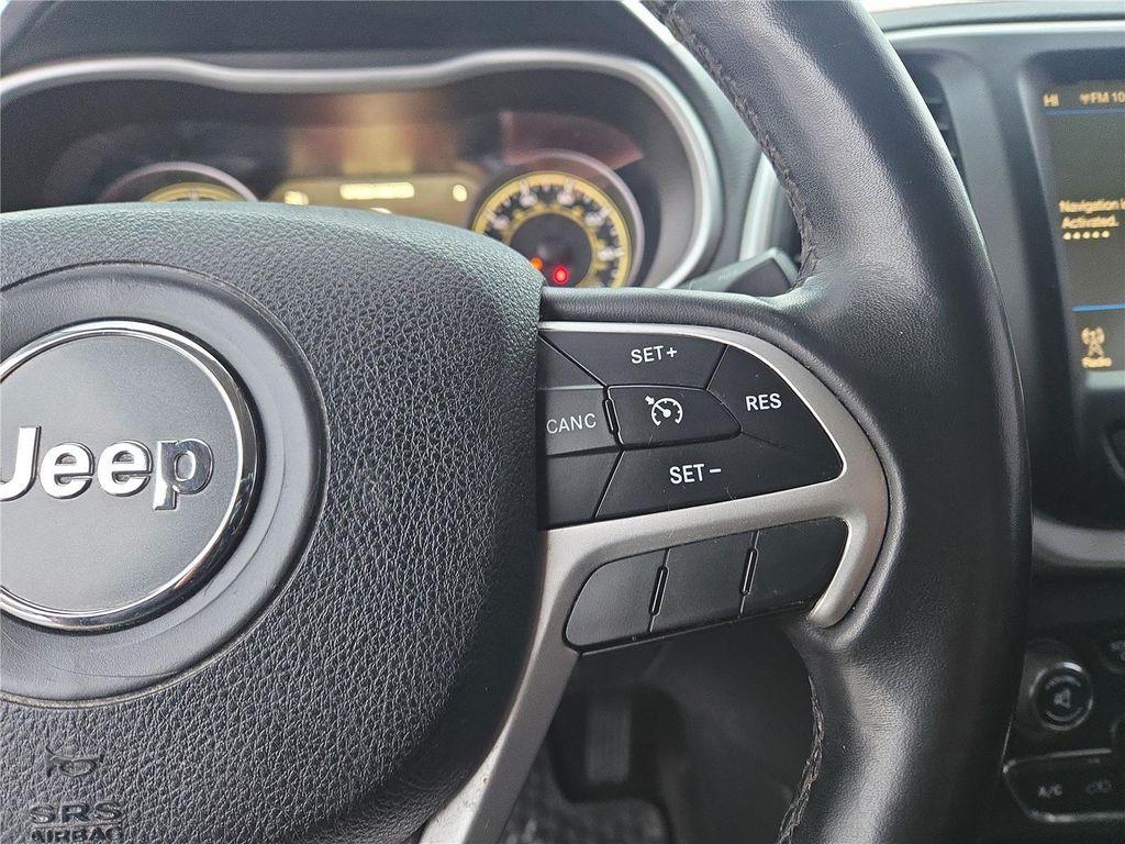 used 2015 Jeep Cherokee car, priced at $9,882