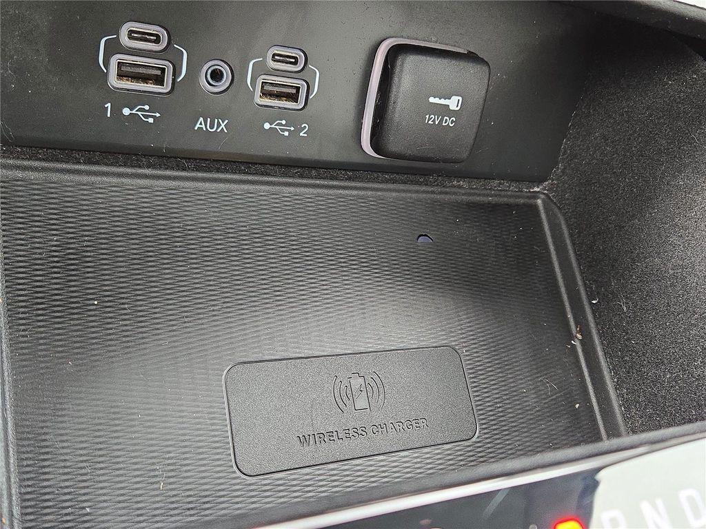 used 2022 Jeep Grand Cherokee car, priced at $29,979